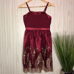Love Point Embroidered Dress size Medium